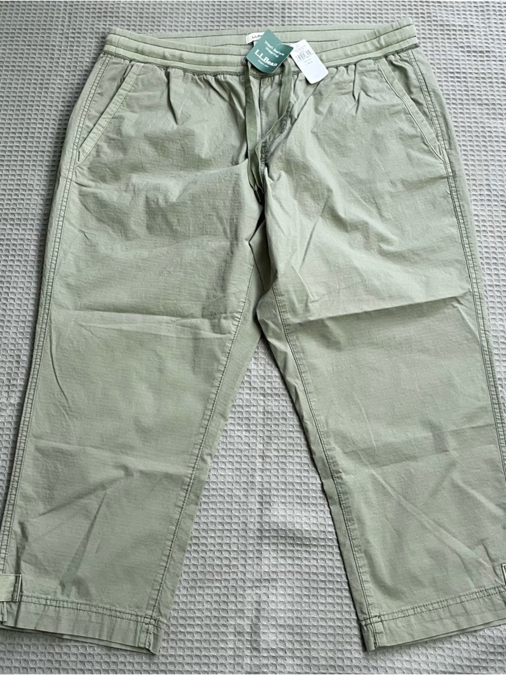 LL Bean Ripstop Pull On Capri Pants Large Womens Olive Green